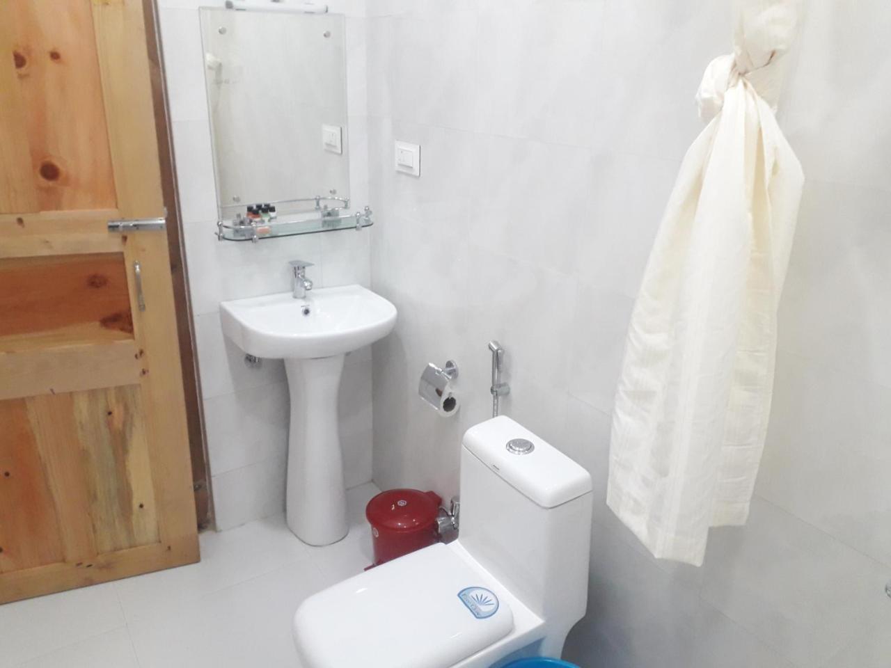 Odiyana Hotel Gangtey Gonpa Luaran gambar